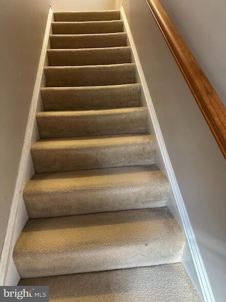 Foto del edificio - 526 S Twin Lakes Blvd