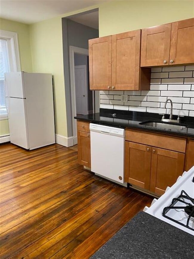 Building Photo - 119 Harvard St