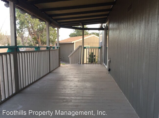 Foto del edificio - 3 br, 2 bath House - 2640 Melody Lane