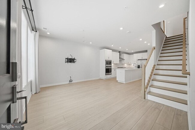 Foto del edificio - 7488 Backett Wood Ter