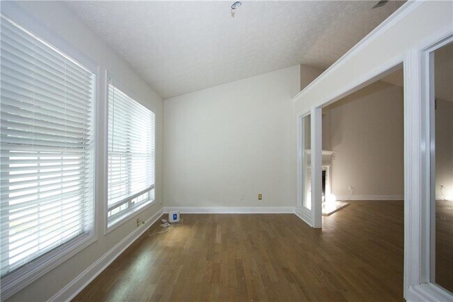 Foto del edificio - 1481 Beckley Pointe