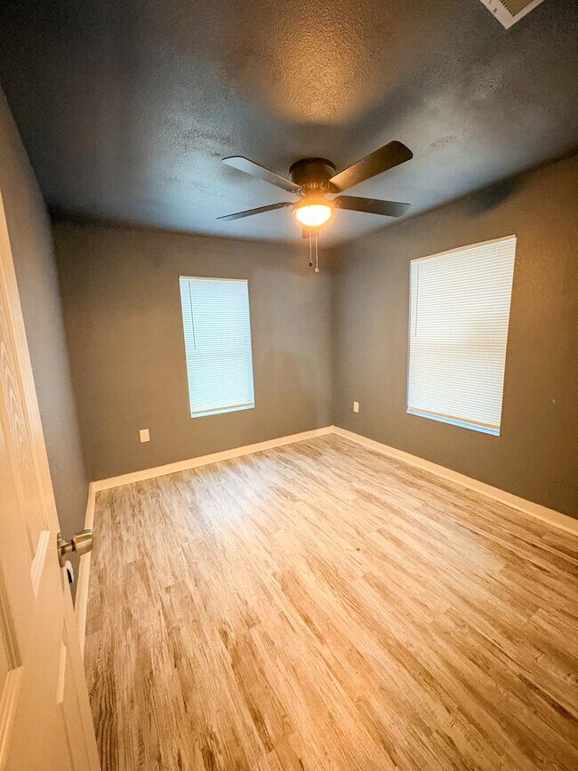 Foto del edificio - 806 S 22nd St