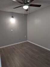 Building Photo - 539 Park St