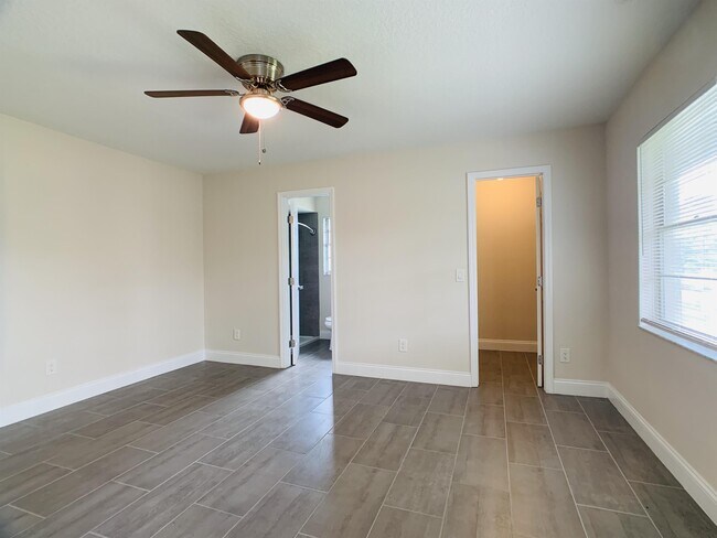 Foto del edificio - 52 Windtree Ln