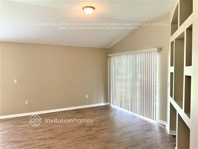 Foto del edificio - 6729 Calistoga Cir