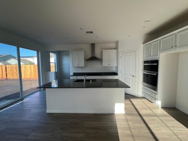 Building Photo - 3137 Barnowl Wy