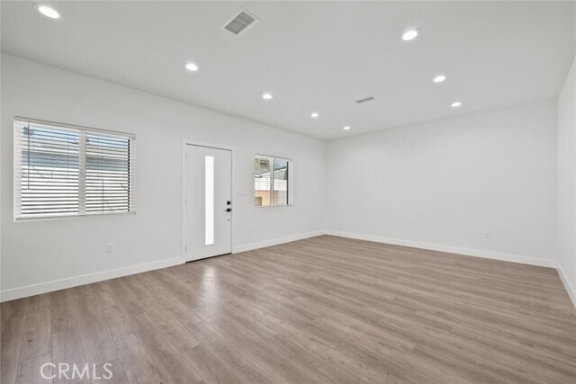 Building Photo - 8443 Colbath Ave