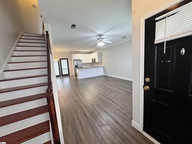 Foto del edificio - 58 Ridgestone Cir