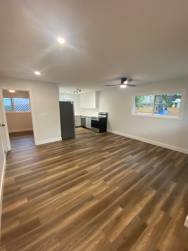 Spacious living room - 45-236 Popoki Pl