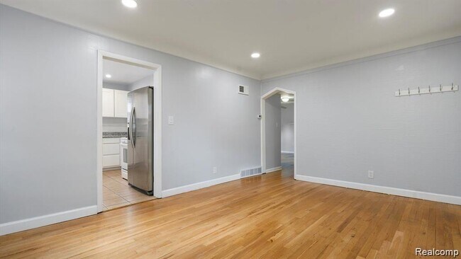 Foto del edificio - 2105 Barrett Ave