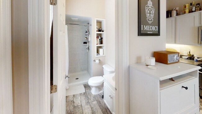 Foto del edificio - 1110 Granger Ave