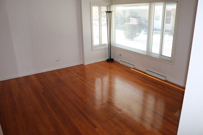Living Room Looking outside - 2528 W Jerome St