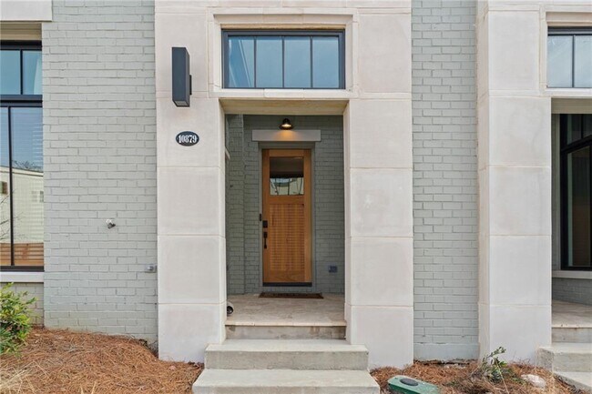 Foto del edificio - 10879 Serenbe Ln