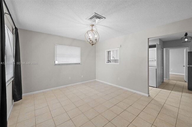 Building Photo - 3317 NE Jeannette Dr