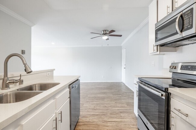 Foto del interior - 4444 Ensign Avenue