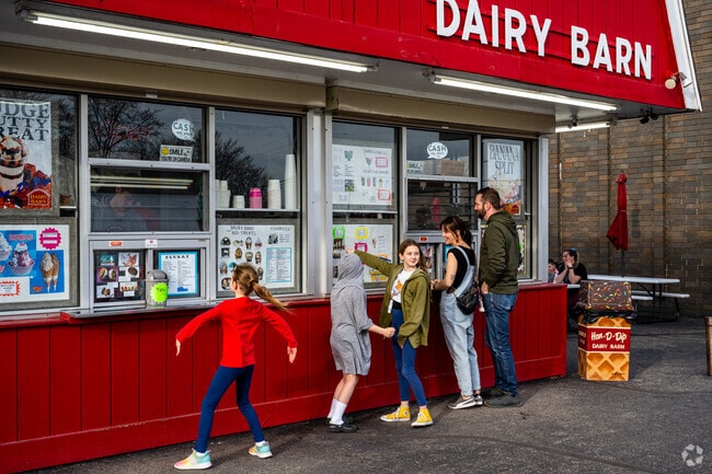 Spend a sunny afternoon picking out the perfect flavor at Han-D-Dip Dairy Barn in Livonia.