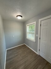 Building Photo - 3106 NW 41st St