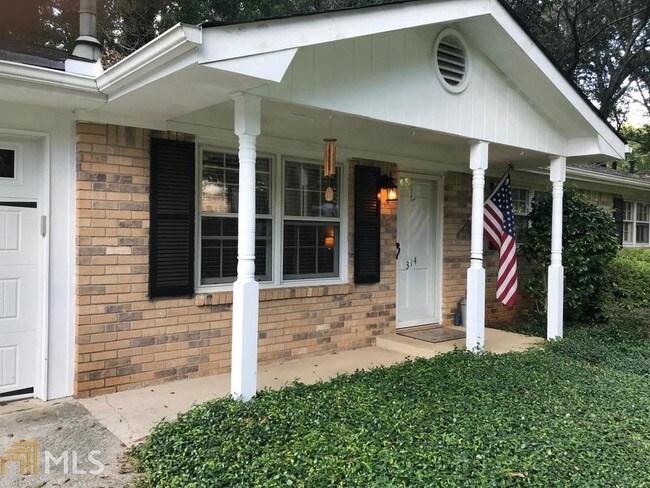 Building Photo - 314 Crestview Cir