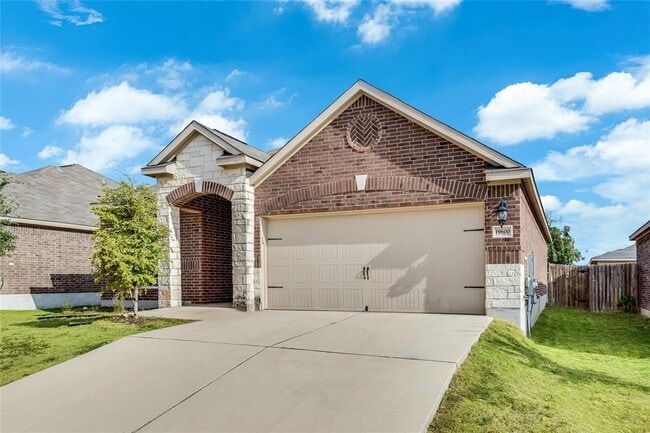 Building Photo - 19600 Woodrow Wilson St