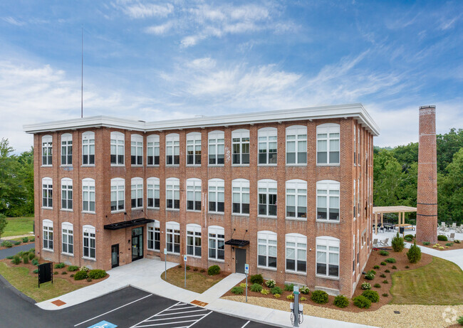 Exterior - Residences at Hadley Falls