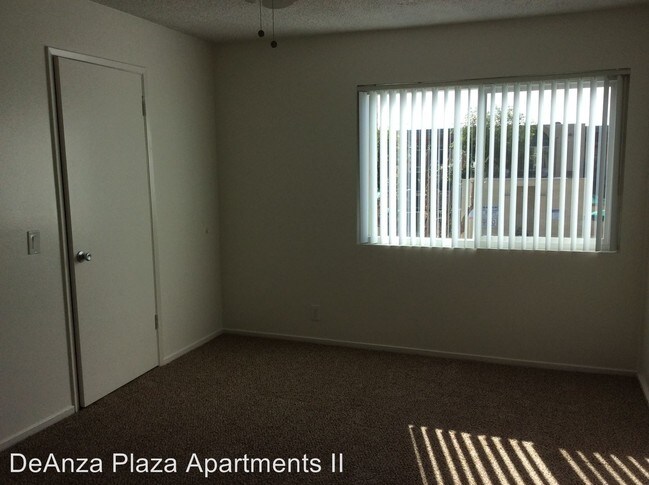 Building Photo - 101 W La Palma Ave