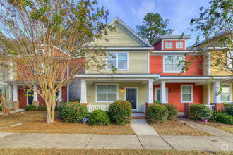 Building Photo - 109 Top Forest Drive