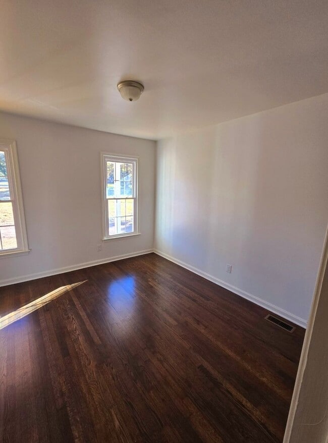 Building Photo - Renovated Farmhouse on Large Lot!