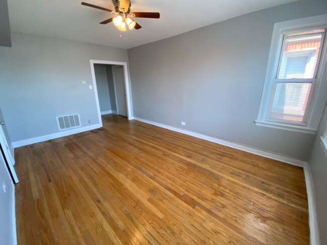 Foto del edificio - 3723-3729 W Grand Ave