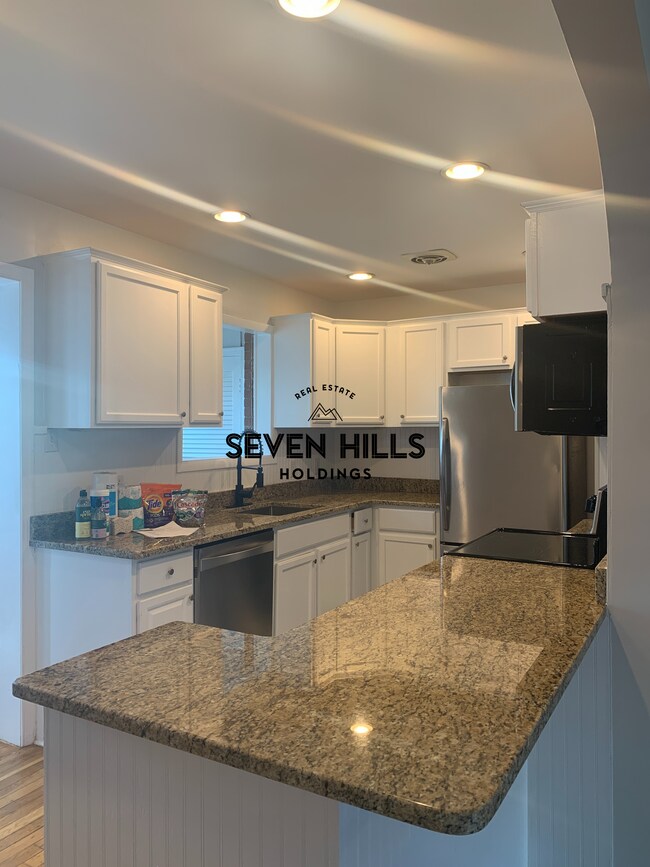 Photo - 1007 Kinney St House