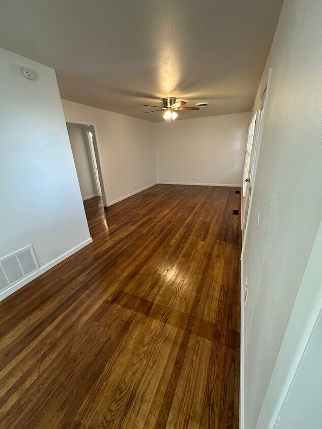 Foto del edificio - 2707 Pawnee Dr