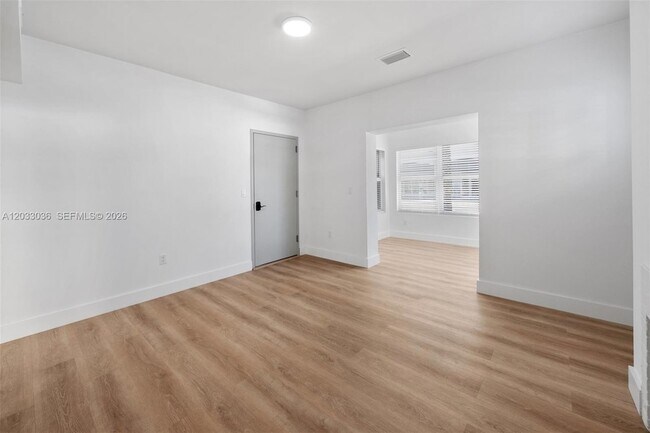 Foto del edificio - 403 SW 12th Ave