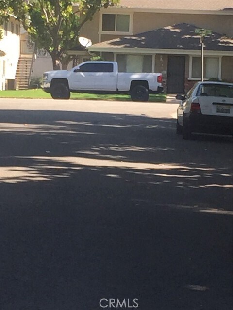 Foto del edificio - 3059 Knollwood Ave