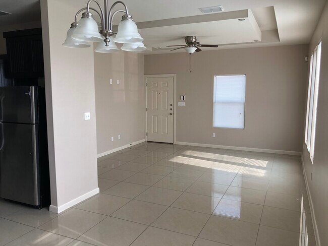 Foto del edificio - 4717 N Dogwood St