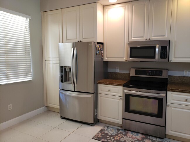 Foto del edificio - 35 Harbour Isle Dr W