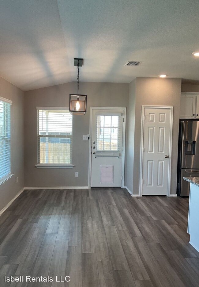 Foto del edificio - 3 br, 2 bath House - 1816 Fall Creek Court