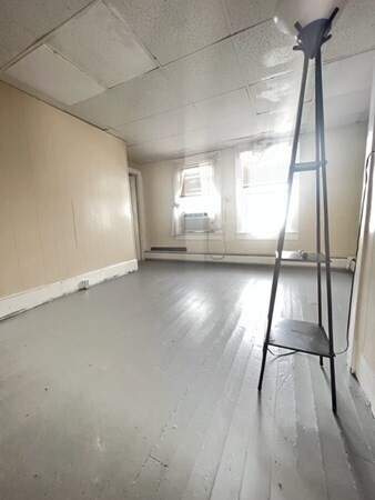 Building Photo - 259 Main St