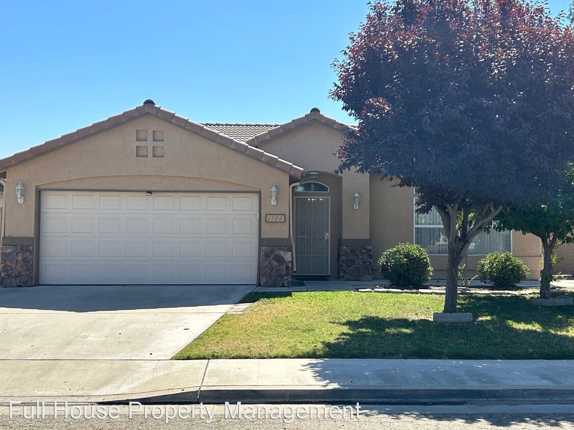 Foto principal - 3 br, 1.5 bath House - 1122 N Belmont