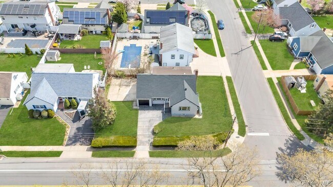 Foto del edificio - 207 August Rd