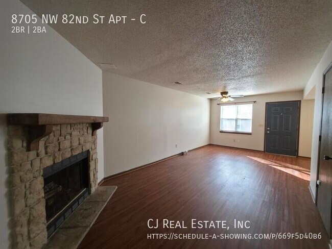 Foto del edificio - 8705 NW 82nd St