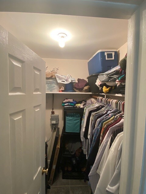 Walk-In Closet - 1950 N Andrews Ave