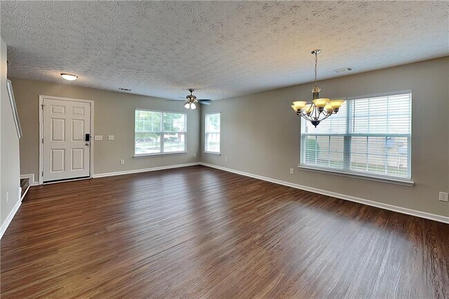 Foto del edificio - 2068 White Top Rd SE