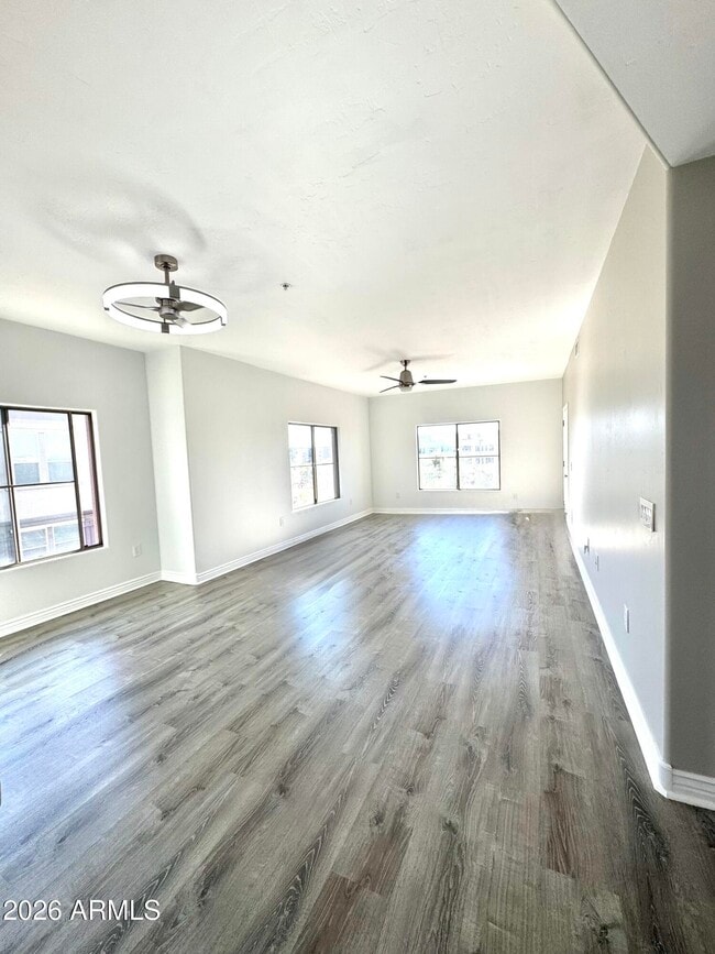 Building Photo - 5450 E Deer Valley Dr