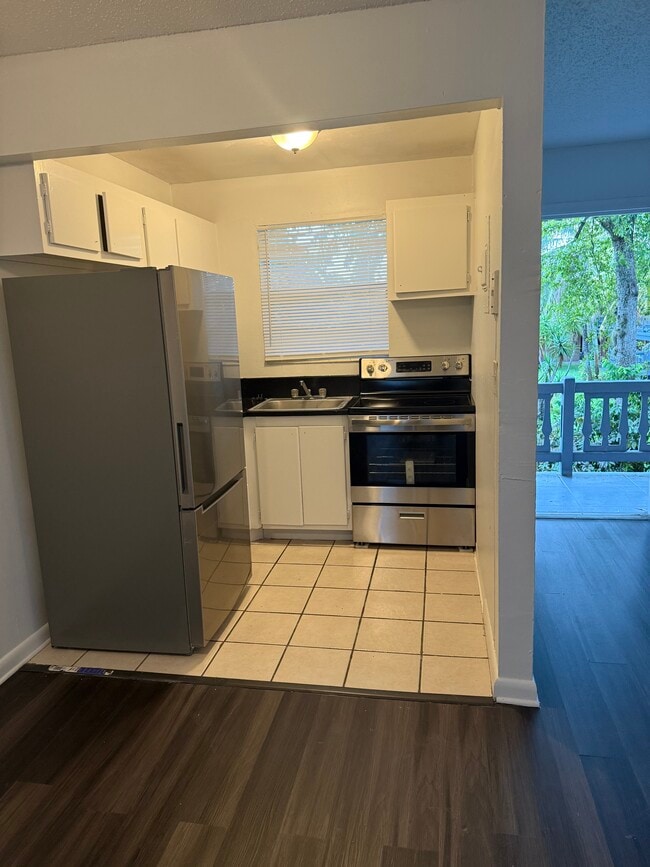 Foto del edificio - Brisa Apartment Homes