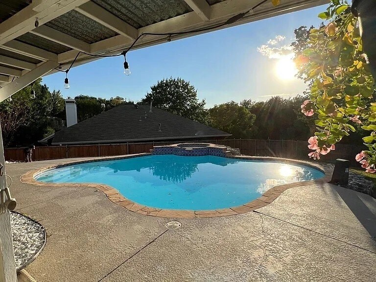 Foto principal - 1209 Mill Spring Dr