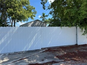 Building Photo - 11751 SW 190th Terrace