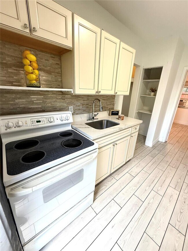 Foto del edificio - 669 NW 28th St