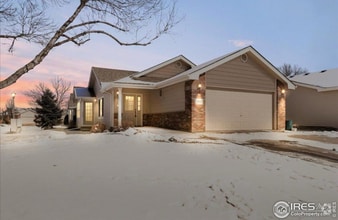 Building Photo - 2615 Anemonie Dr