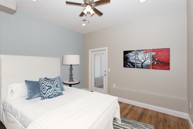 Foto del edificio - 247 Cambridge Ave