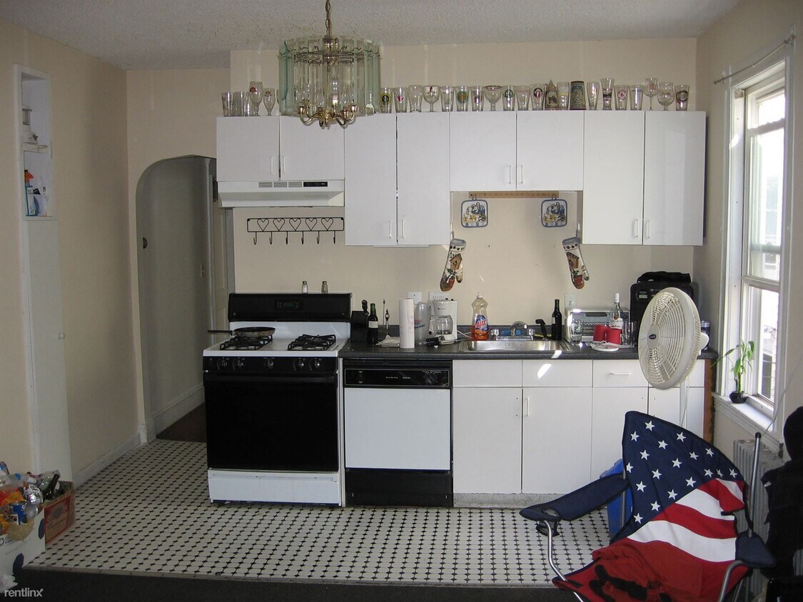 Foto principal - 292 Summit Ave