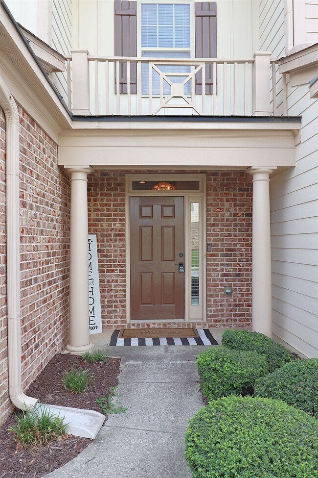 Foto del edificio - 3130 Haynes Park Dr